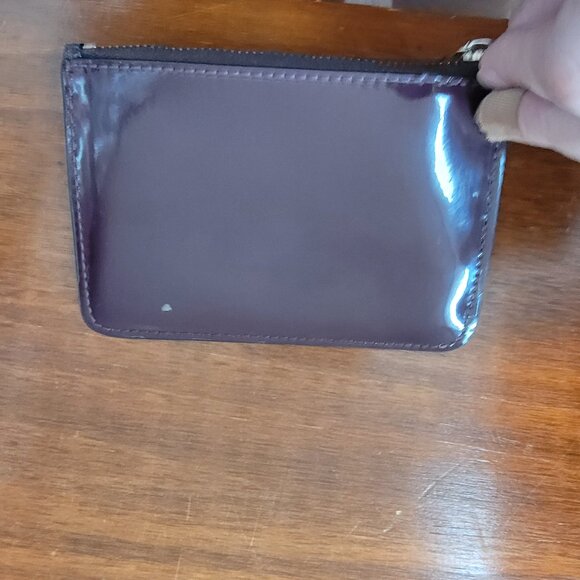Coach Glossy Burgundy Red Patent Leather Coin Pouch Wristlet w keychain - Picture 11 of 15